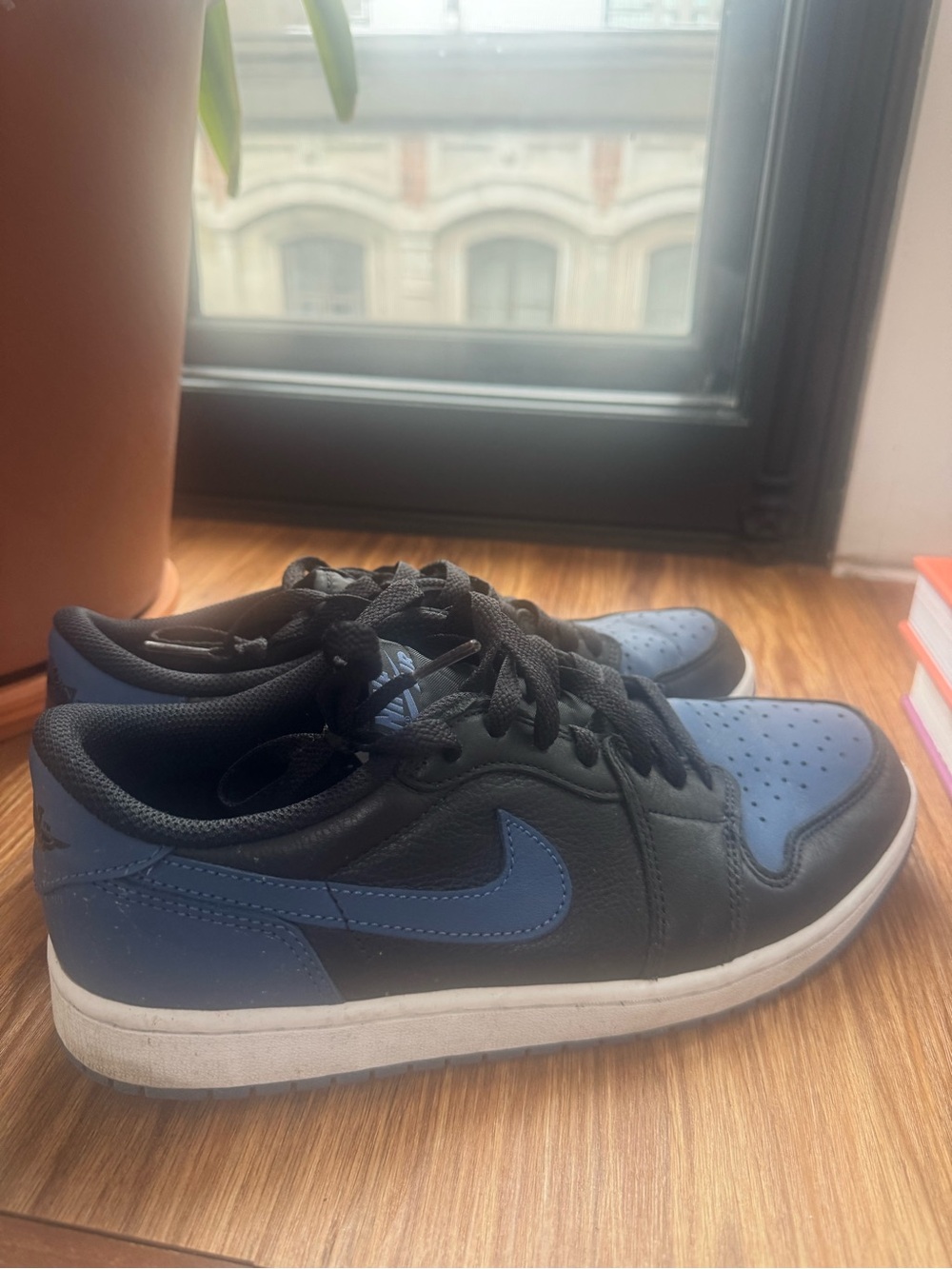 Men deal!! Nike Air Jordan 1 Retro Low OG Mystic Navy Blue